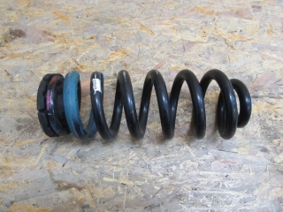 Spiralfeder Hinten - Coil Spring Rear  Grand Cherokke  12-20